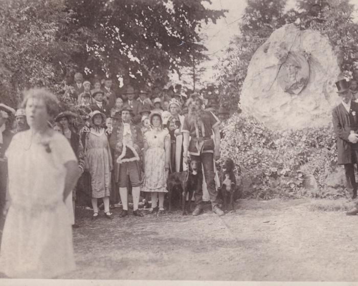 zvor_B�rgerdenkmal_1928_700